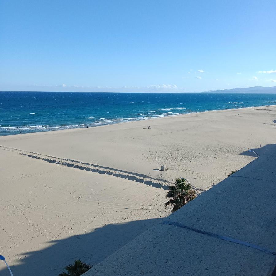 Grand Acces Direct - 4calyp1/4 Large Flat Close By Sea Apartment *
